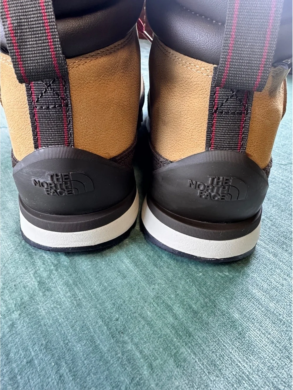 The North Face Back-To-Berkeley IV Leather Boots 10.5
